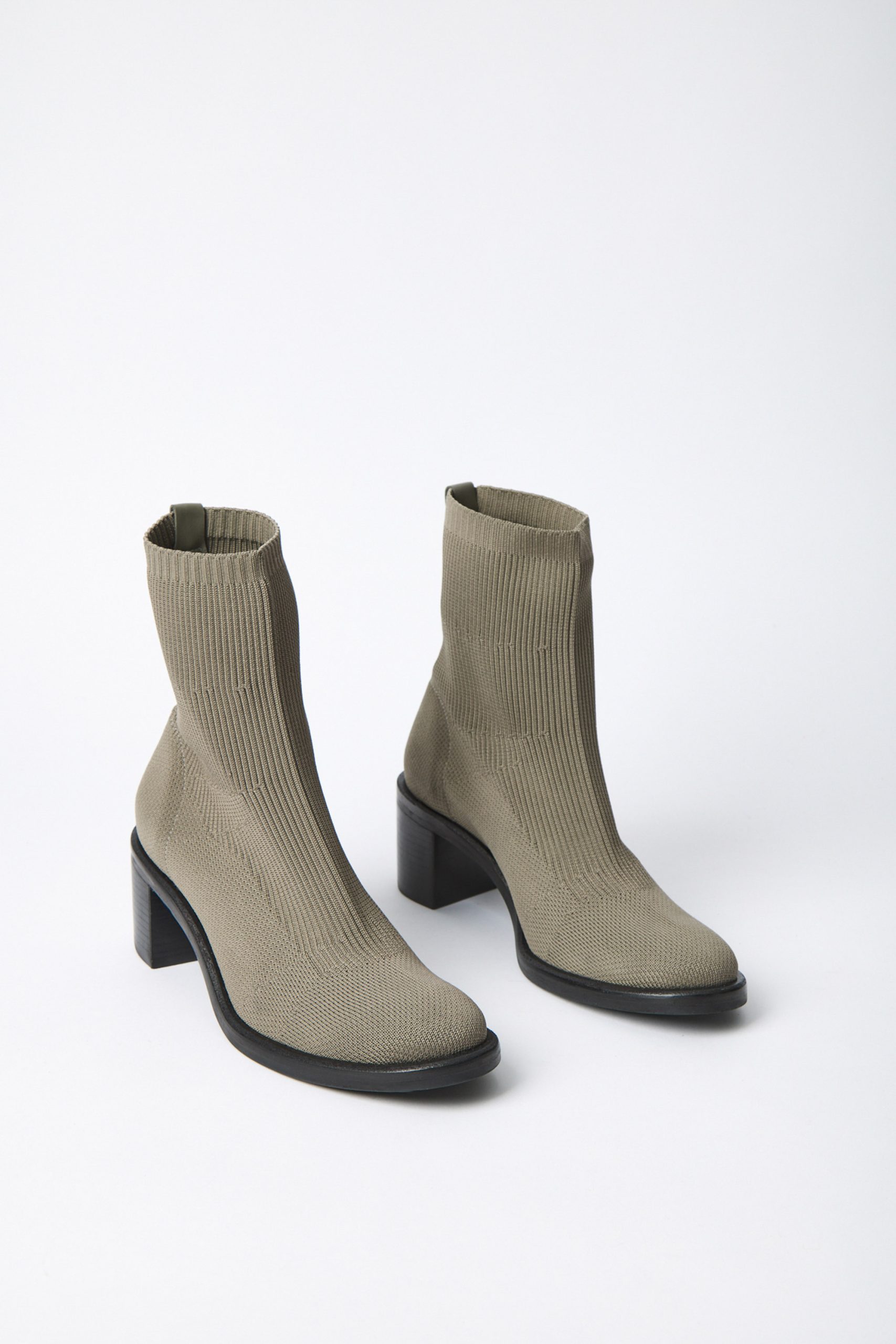 Bota Curie - Imagen 2