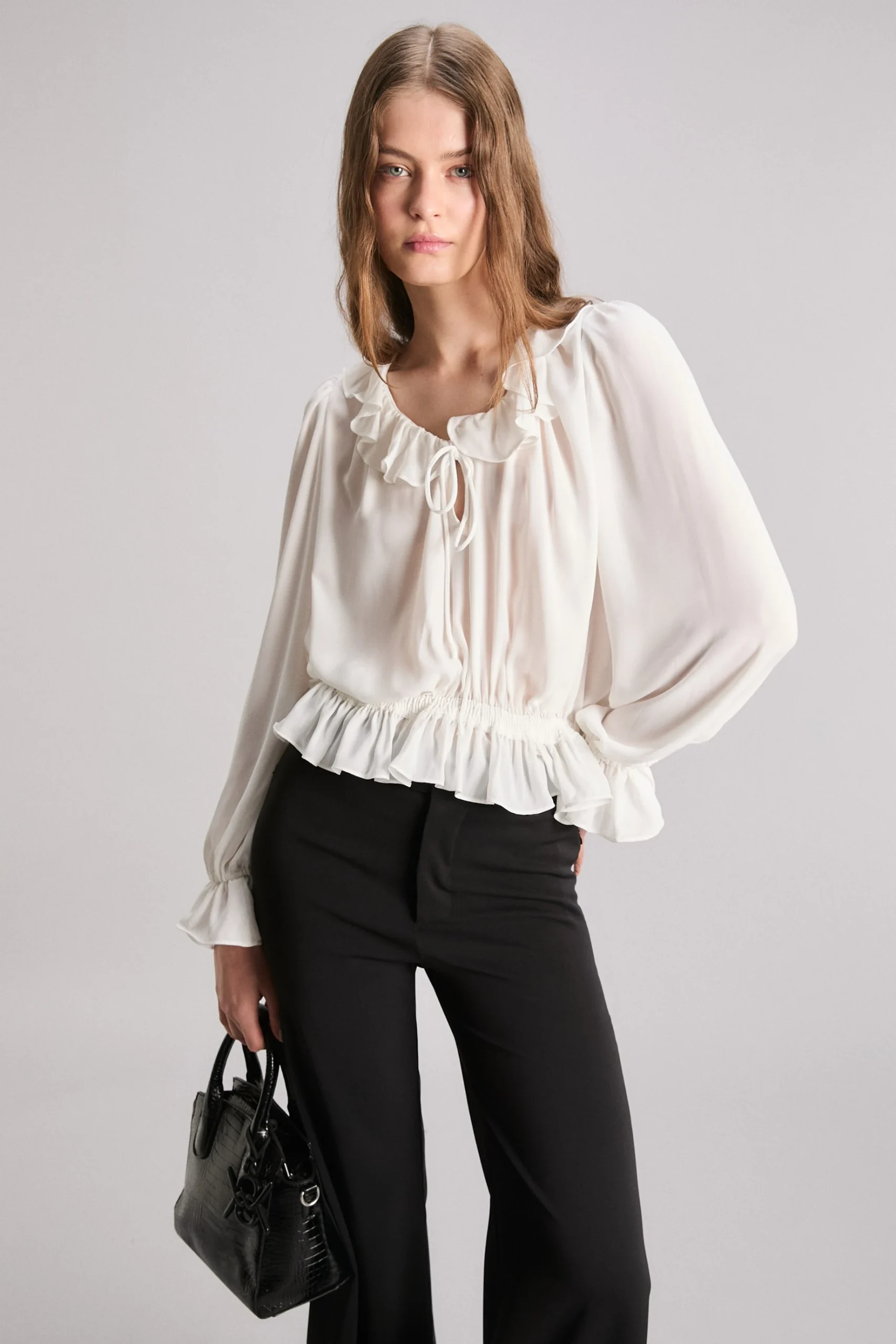 Blusa Demure