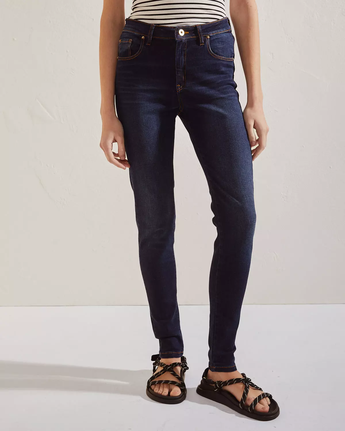 Jean Mandie Mid Taylor Dark Blue