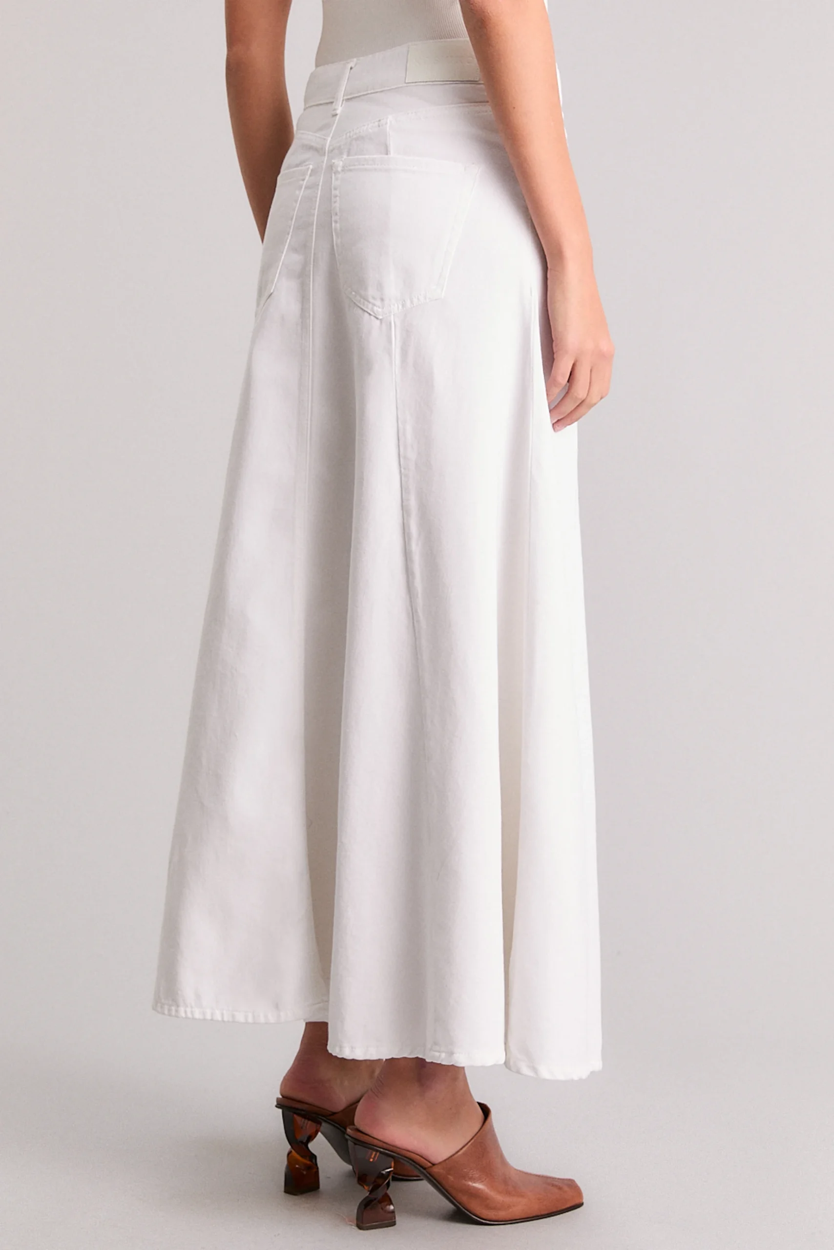 Maxifalda White - Imagen 3