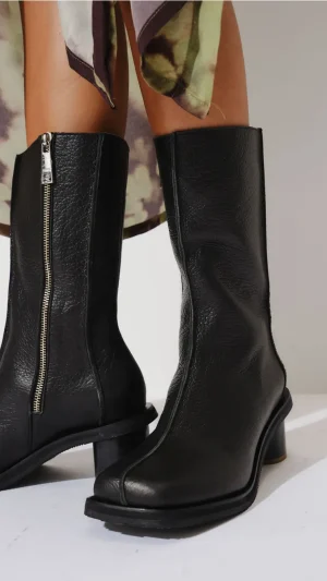 Bota Sergi