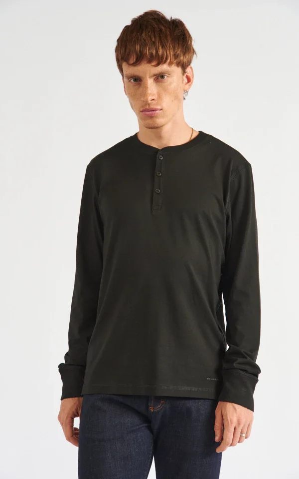Remera Henley